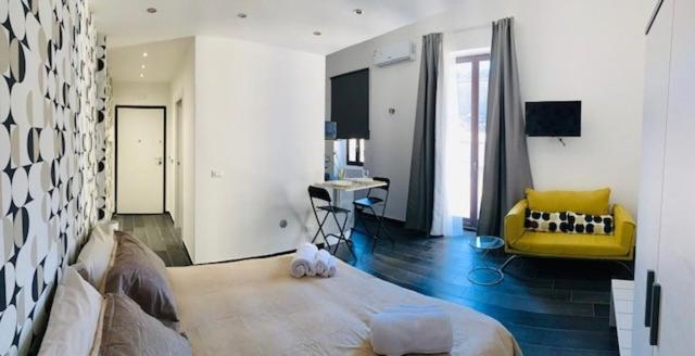 Casa Ega E La Rotonda: Bellissimi Monovani Nel Cuore Di 카타니아 외부 사진